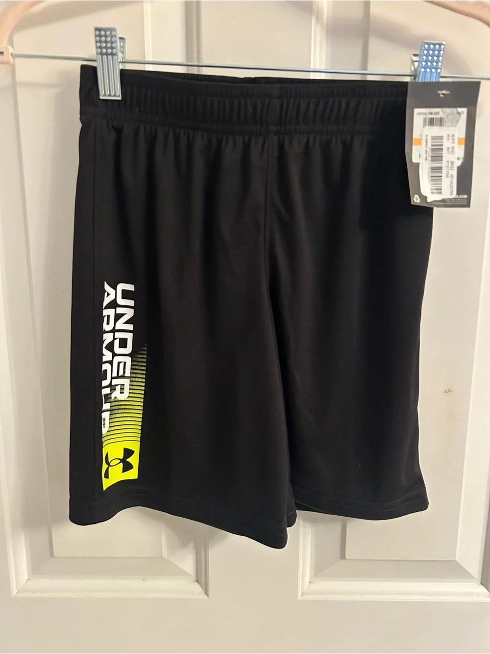 NWT-Boys Under Armour Black Shorts with Yellow Gradient Logo